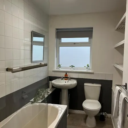 Frensham House Appartement Dallington  Buitenkant foto